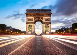 法国杯转会期走向成谜，埃因霍温手感冰凉，质疑声仍在，心理建设被强调 