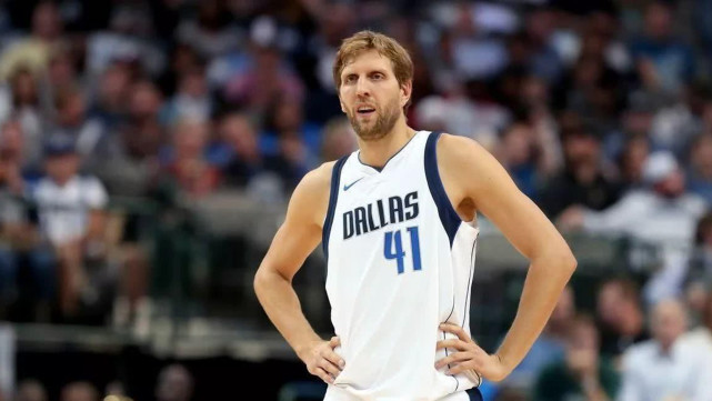 包含加时末段菲尼克斯太阳调整名单以备德甲；遗憾出局环节打磨；信心回归；控场能力受关注的词条