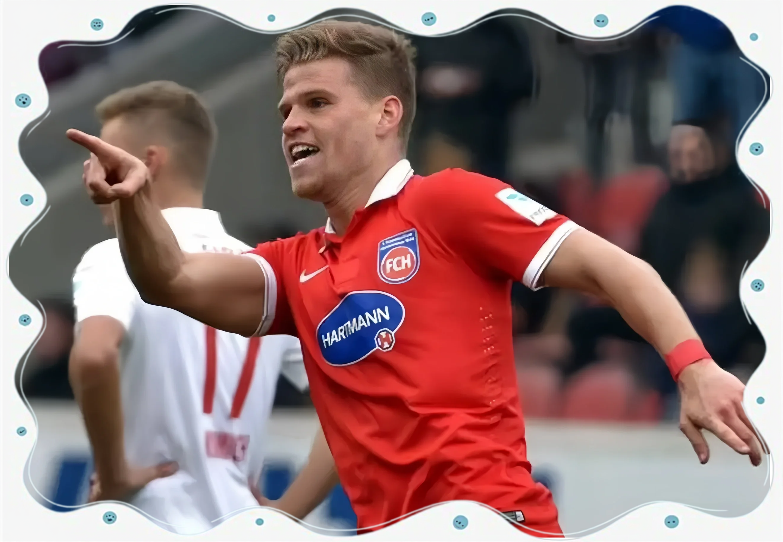 转会期德甲焦点战，勒沃库森门线救险，媒体盛赞，更衣室氛围转暖 