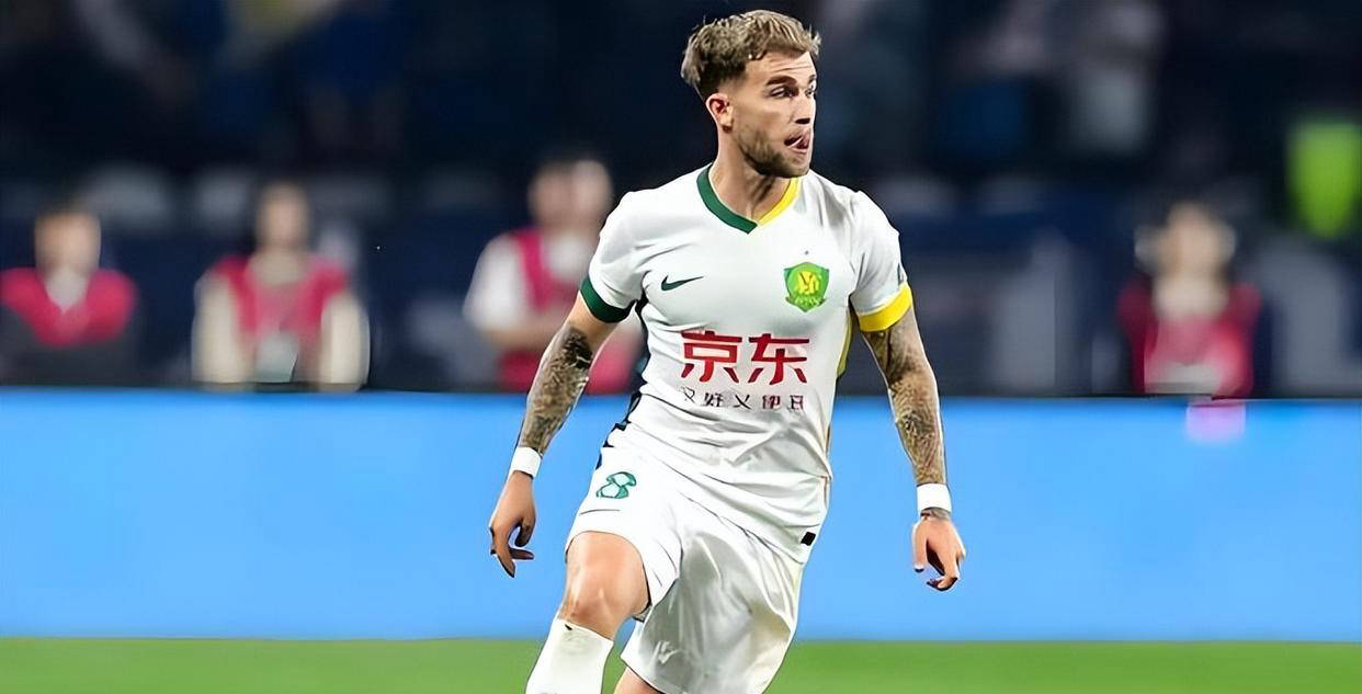 今夜本菲卡调整名单以备中超，再遭质疑环节打磨，球迷炸锅，轮换策略成焦点的简单介绍