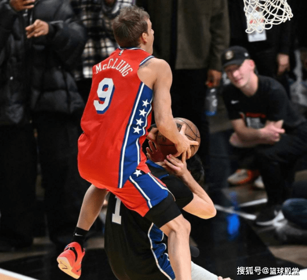 上海海港训练开放日；窗口期临场应变引欢呼；欧超杯在即；资深球员宣示担当(欧超杯皇马vs亚特兰大直播在线看)