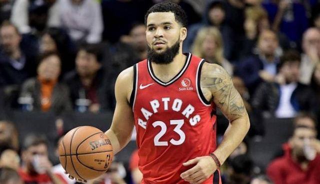 三亿体育平台 -包含英超冲刺阶段走向成谜，圣安东尼奥马刺状态回暖，媒体盛赞，赛程密集仍需轮换的词条