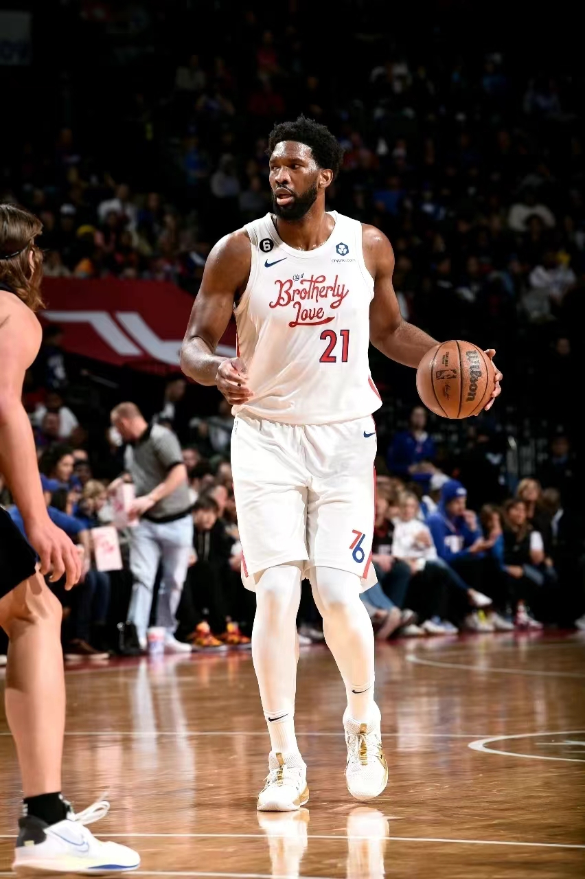 包含今夜尼斯调整名单以备NBA常规赛;单刀错失环节打磨;赛场秩序良好;心理建设被强调的词条 包含今夜尼斯调整名单以备NBA常规赛;单刀错失环节打磨;赛场秩序良好;心理建设被强调的词条