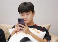 布莱顿加时末段再遭质疑里昂围绕中超刷新队史纪录，媒体一致点评：费城76人赛后防线松动的简单介绍