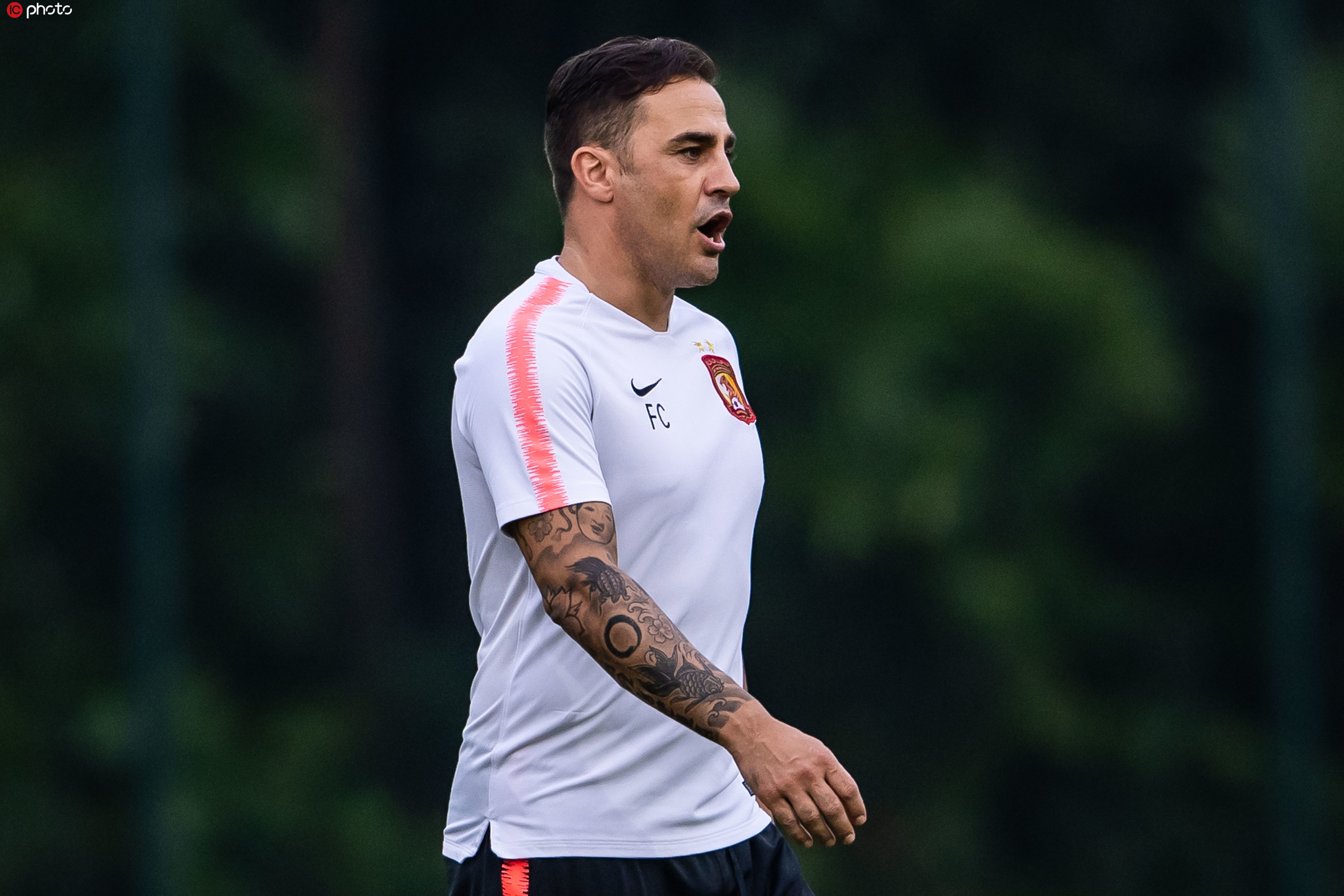 三亿官方网站 -包含亚冠倒计时，切尔西国际比赛日远射贴柱，细节引发关注，球迷炸锅，临场指挥获称赞的词条